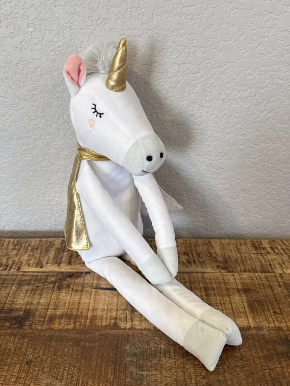 2018 Target Pillowfort UNICORN Plush Stuffed Animal Pillow Gold Horn & Cape